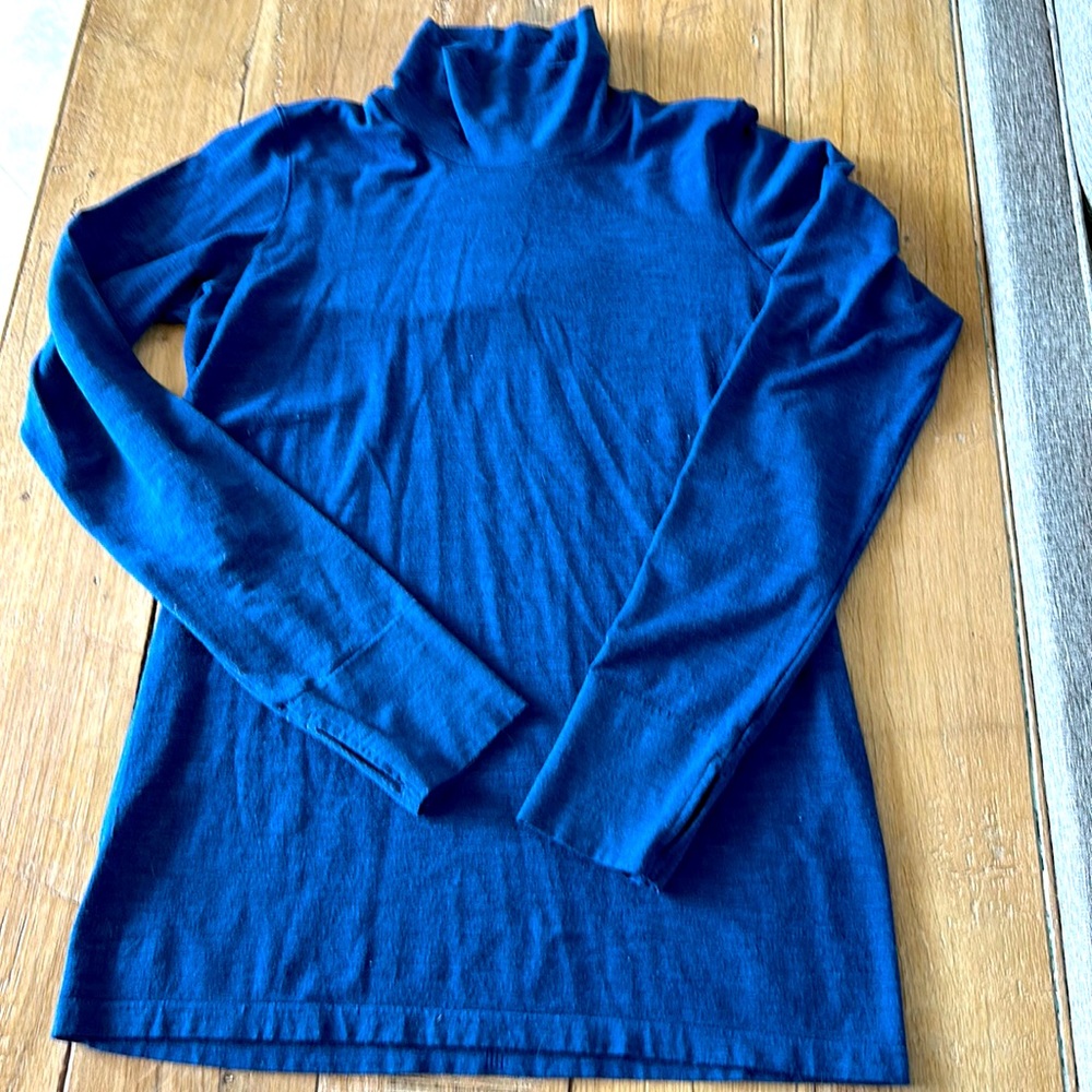 Athleta Foresthill Ascent Turtleneck